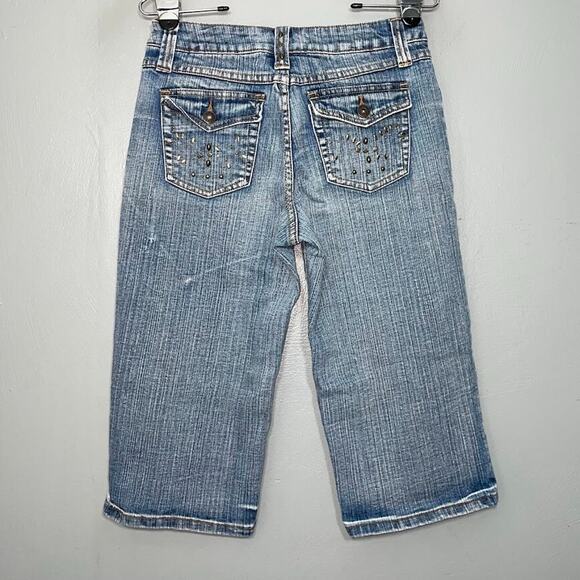 LA Blues Size 6 Embellished Blue Jean Denim Capris Y2K Button Flap Pockets Crop - Picture 5 of 13